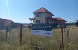 Casa de 200mp utili, 1900 mp teren, terasa, in Reghin