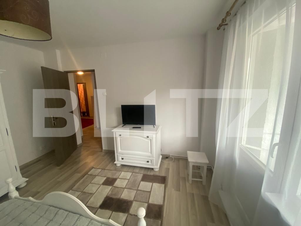 Apartament de închiriat 3 camere Central - 93993AI | BLITZ Târgu Mureș | Poza2