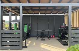  2 case, 300 mp, 100 mp, teren 1600 mp, Santana de Mures