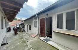 Casa de 253 mp, teren 500 mp, parcare, zona Centrala