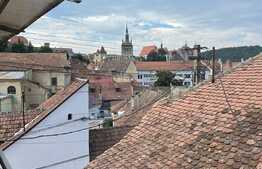 Casa de 253 mp, teren 500 mp, parcare, zona Centrala