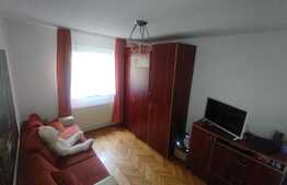 Apartament de 3 camere, 54 mp, decomandat, în Dâmbu Pietros