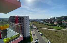 Apartament de 2 camere, 65 mp, complex residential, Livezeni