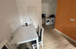 Apartament de 3 camere, 77 mp, etaj intermediar, 7 Noiembrie