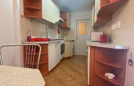 Apartament de 4 camere, et. intermediar, 100 mp, cartier 7 Noiembrie, zona UMF
