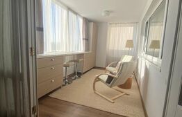 Apartament de 4 camere, et. intermediar, 100 mp, cartier 7 Noiembrie, zona UMF
