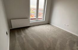 Penthouse de 3 camere, 80 mp, in bloc nou, Unirii