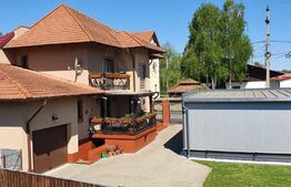 Casa de 5 camere, 185 mp, Carpati