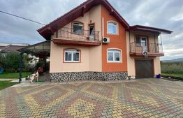 Casa de 6 camere, 155 mp, 1100 mp curte, Ungheni