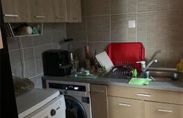 Casa cu 6 camere, 110 mp, teren 400 mp, zona Dambu Pietros