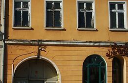 Apartament 4 camere, 2 bai, 130 mp, Central 