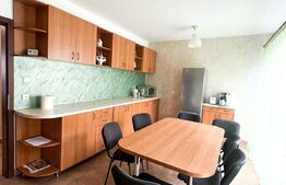 Apartament 4 camere, 96 mp, 2 bai, zona Centrală