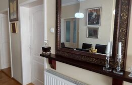 Casa superba ,situată in zona centrala,  3 camere 157 mp  utili si 863 mp suprafata teren 