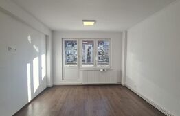 Apartament de 3 camere, 80 mp, etaj intermediar, zona Poli 2