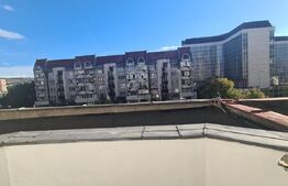 Apartament de 3 camere, 80 mp, etaj intermediar, zona Poli 2