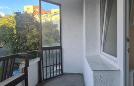 Apartament de 3 camere, 80 mp, etaj intermediar, zona Poli 2