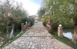 Casa de 4 camere, 240 mp, teren 1750 mp, Corunca Valea Iubirii