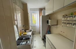 Apartament 2 camere, 54 mp, etaj intermediar, în centrul orașului