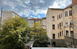 Apartament 2 camere, 54 mp, etaj intermediar, în centrul orașului