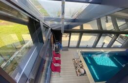 Casa modernă cu piscina, de 280 mp, in Budiu Mic