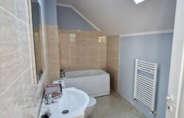 Apartament pe 2 niveluri, 64 mp, 2 bai, Ciarda Rosie