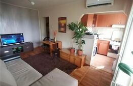 Apartament de 3 camere, semidecomandat, 52 mp, Sagului