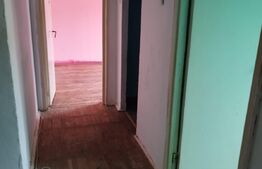 Apartament 3 camere, 65 mp, potential fantastic de renovare, zona Turist