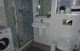 Apartament 3 camere, 68 mp, 2 balcoane, Central