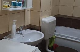 Apartament 3 camere, decomandat, 50 mp, Dambovita