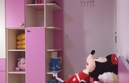 Apartament 3 camere, decomandat, 50 mp, Dambovita