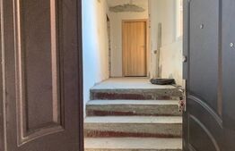 Casa de 4 camere,100 mp, teren 250 mp, Fabric