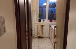 Apartament cu 2 camere, 42 mp, semidecomandat