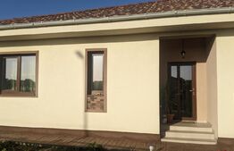 Duplex pe parter, finisat, 85 mp utili, 330 mp teren, Dumbravita