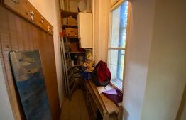 Apartament de 2 camere, 93 mp, in cladire istorica, zona Centrala