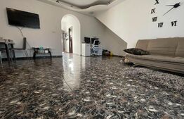 Apartament de 3 camere, la vila, curte, 60 mp, in Dumbravita