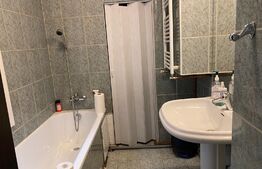 Apartament 3 camere, 80 mp, zona Centrala