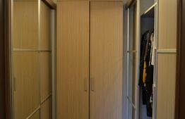 Locatie pretabila pentru o clinica sau gradinita. 