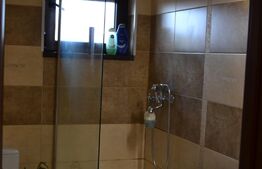 Locatie pretabila pentru o clinica sau gradinita. 