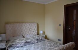 Locatie pretabila pentru o clinica sau gradinita. 