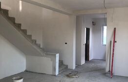 Casa cuplata cu luminator, 175 mp construiti, Calea Urseni!