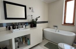 Casa tip triplex, moderna, Dumbravita