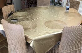 Casa spatioasa, 340 mp, teren de 1400 mp, garaj, Sagului