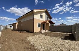 Casa tip duplex, 113 mp utili, teren 325 mp, Sanandrei