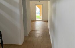 Casa tip duplex, 113 mp utili, teren 325 mp, Sanandrei