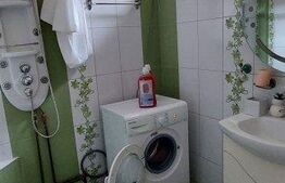 Apartament de 3 camere, 70 mp, decomandat, Complexul Studentesc 