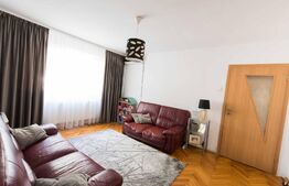 Apartament mobilat, 4 camere, in Dacia, 70 mp
