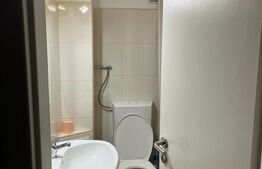 Apartament cu 3 camere, 78 mp, decomandat, zona Lipovei.