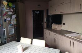 Apartament cu 2 camere, 52 mp, decomandat, Dambovita