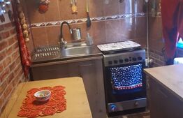 Garsoniera, 28 mp, semidecomandat, Lipovei