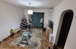 Apartament cu 3 camere, 54 mp, semidecomandat, Calea Sagului